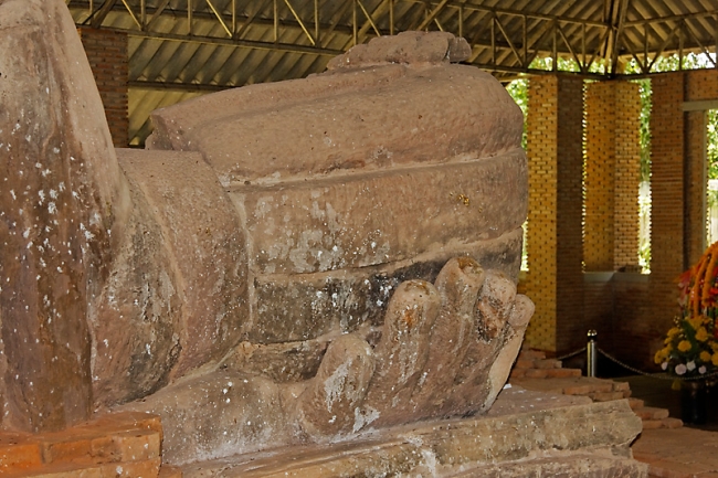 Wat Dhammachaksemaram-022